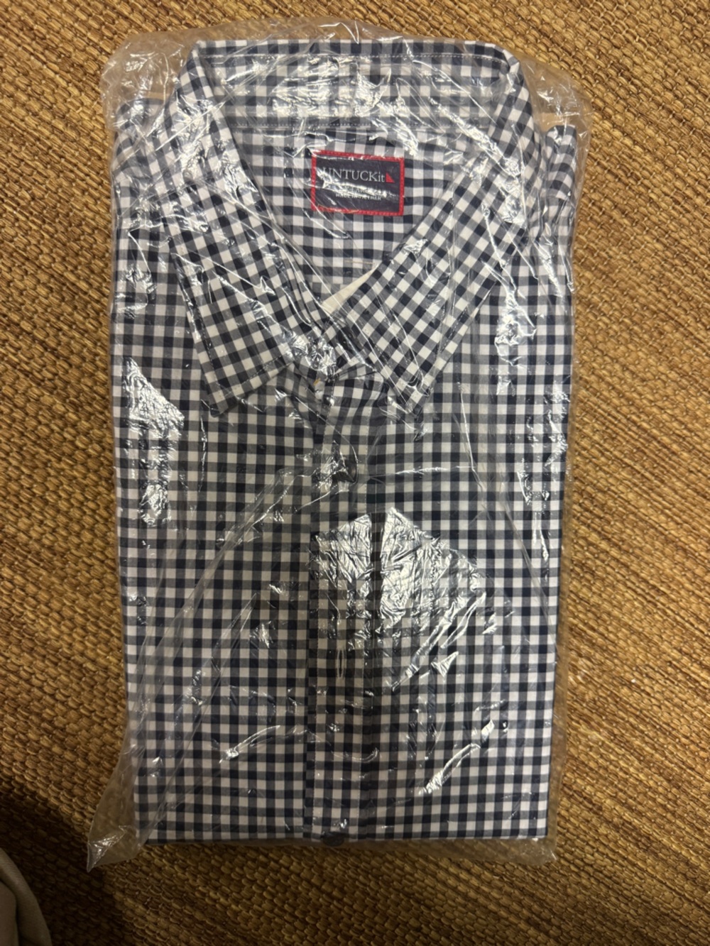 UNTUCKit Men's Navy and White Gingham Button-Down Shirt